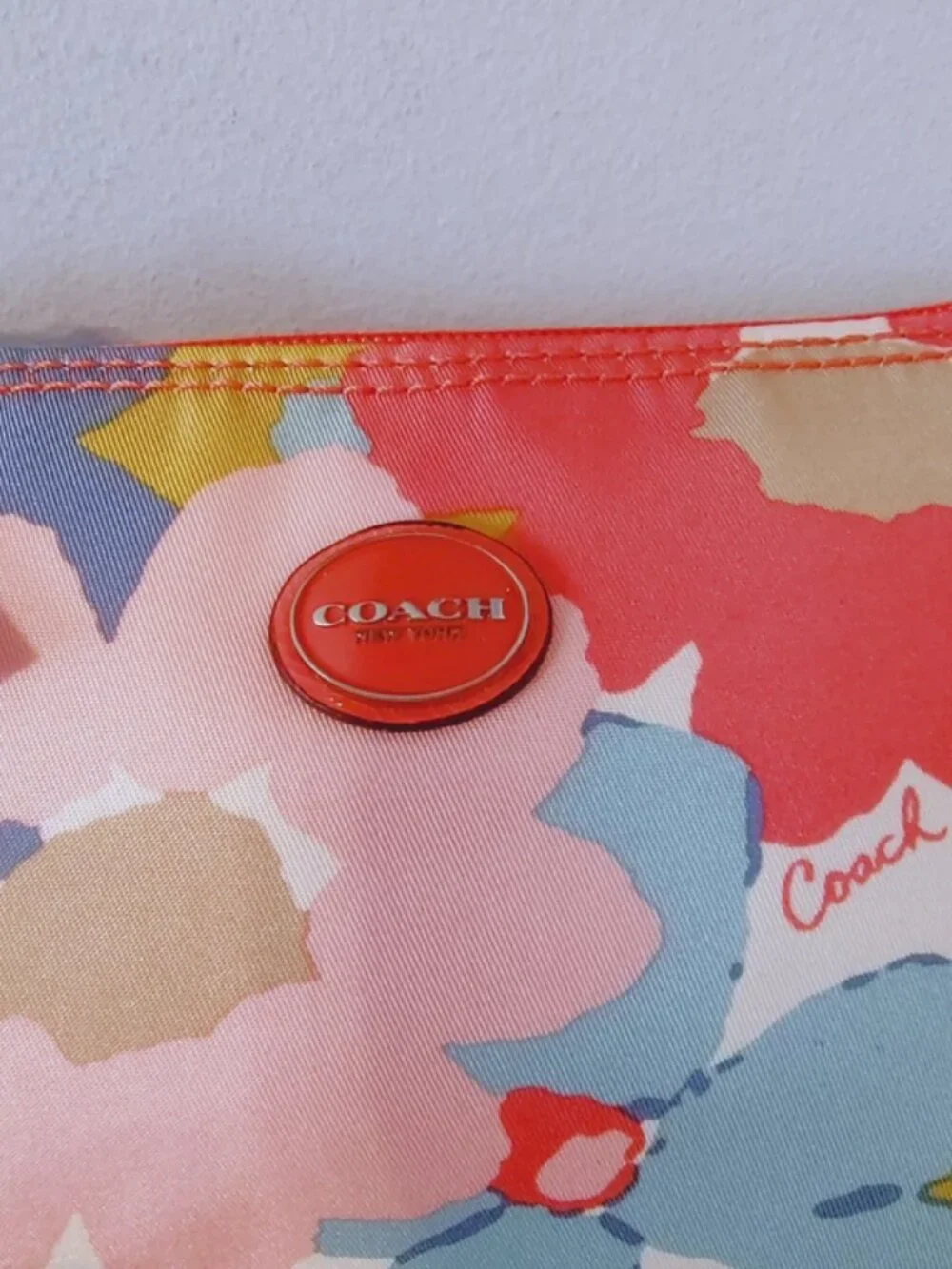 Coach Peyton floral watercolor pouch w/hangtag EUC